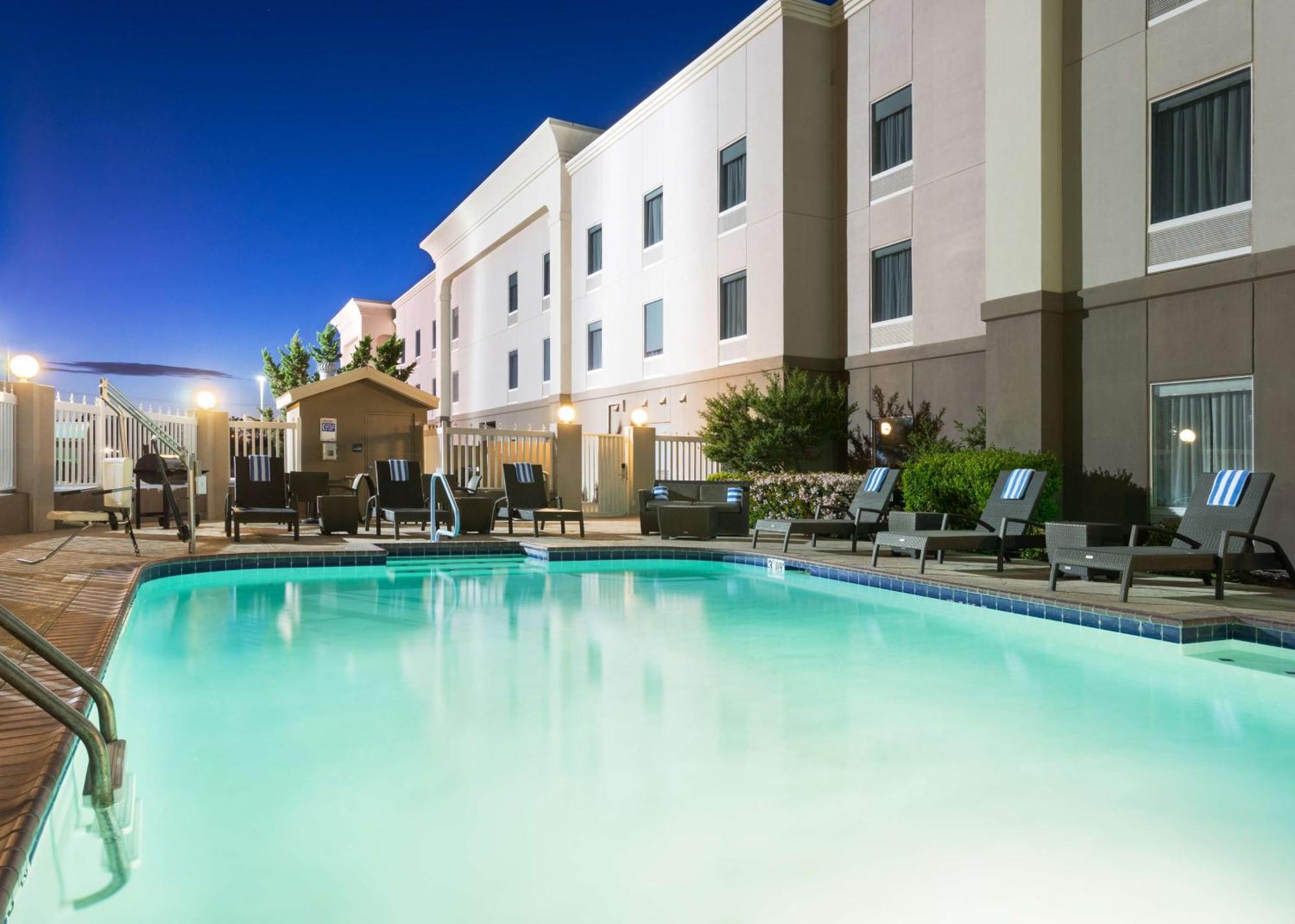 Hampton Inn By Hilton Odessa Extérieur photo